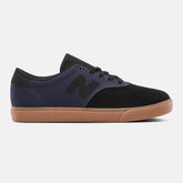 AM55 | New Balance Shoes - Women / Men