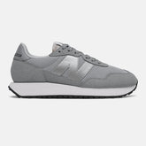 237 | New Balance Shoes - Women
