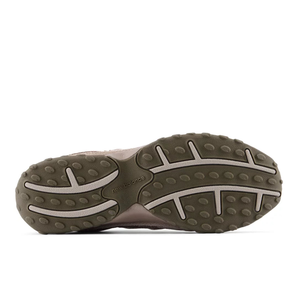 204L - New Balance Shoes