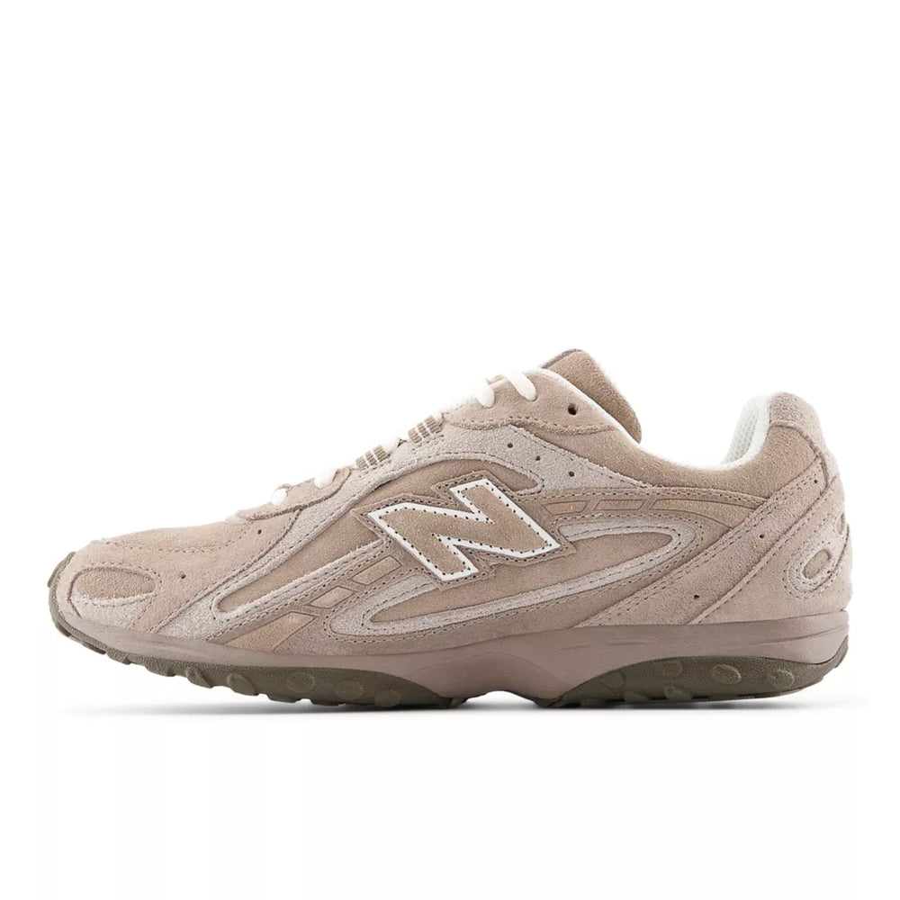 204L - New Balance Shoes