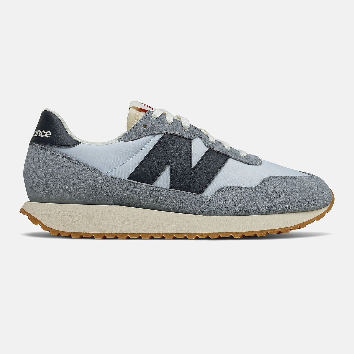 237 | New Balance Shoes - Men