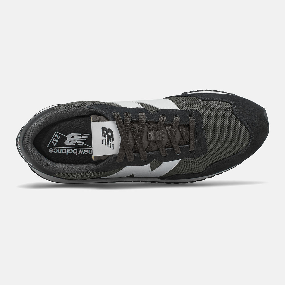 237 | New Balance Shoes - Men