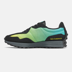 327 | New Balance Shoes - Women / Men