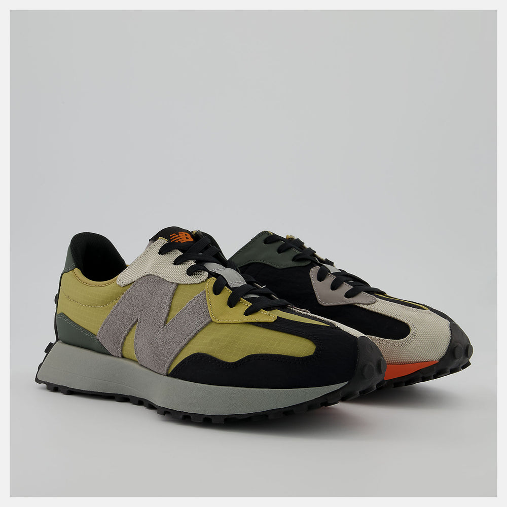 327 | New Balance Shoes - Men