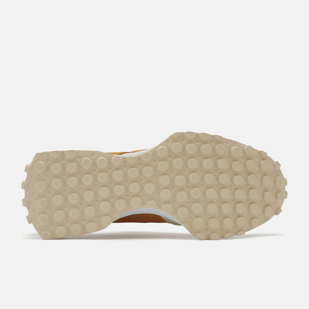 327 | New Balance Shoes - Women / Men