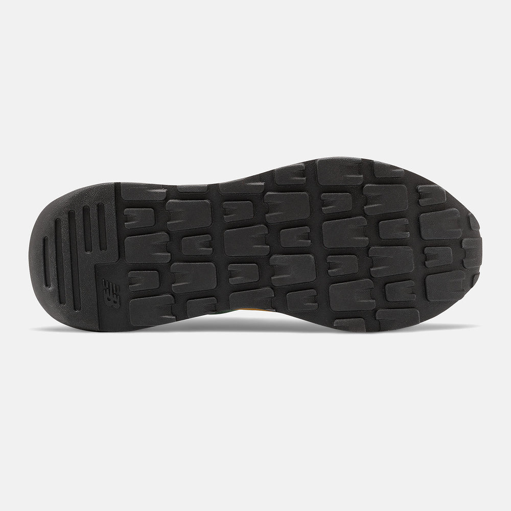 57/40 | New Balance Shoes - Women