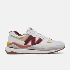 57/40 | New Balance Shoes - Women