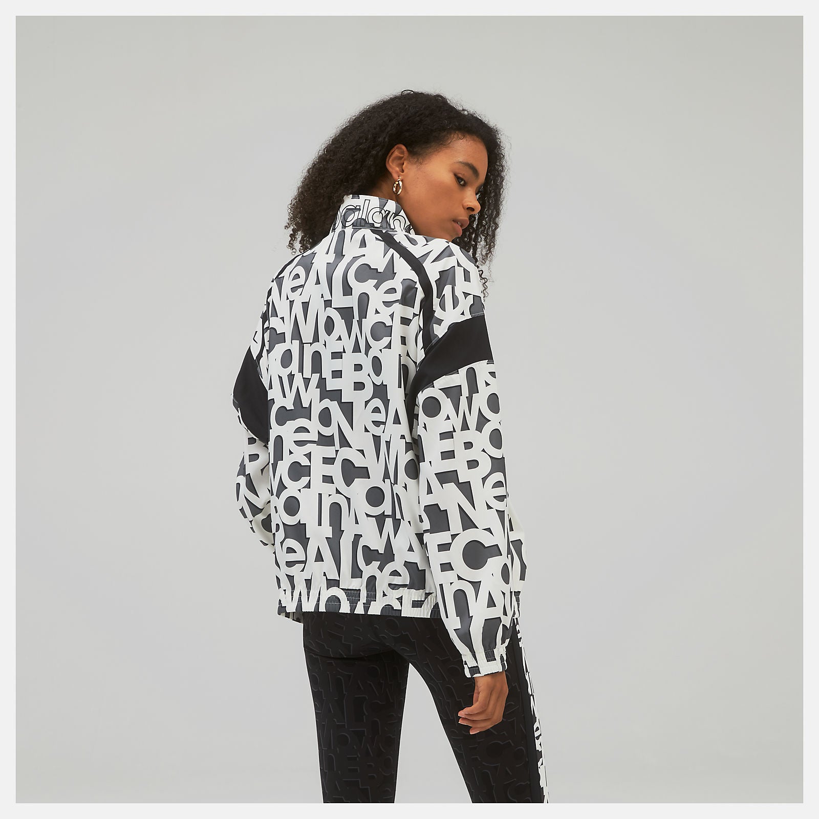 Relentless Printed Woven Jacket | New Balance Clothing - Women