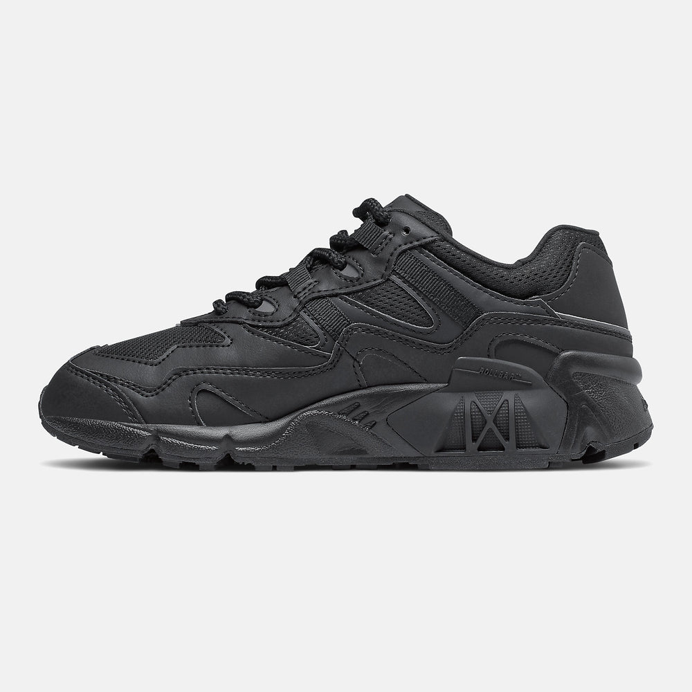 850 | New Balance Shoes - Women