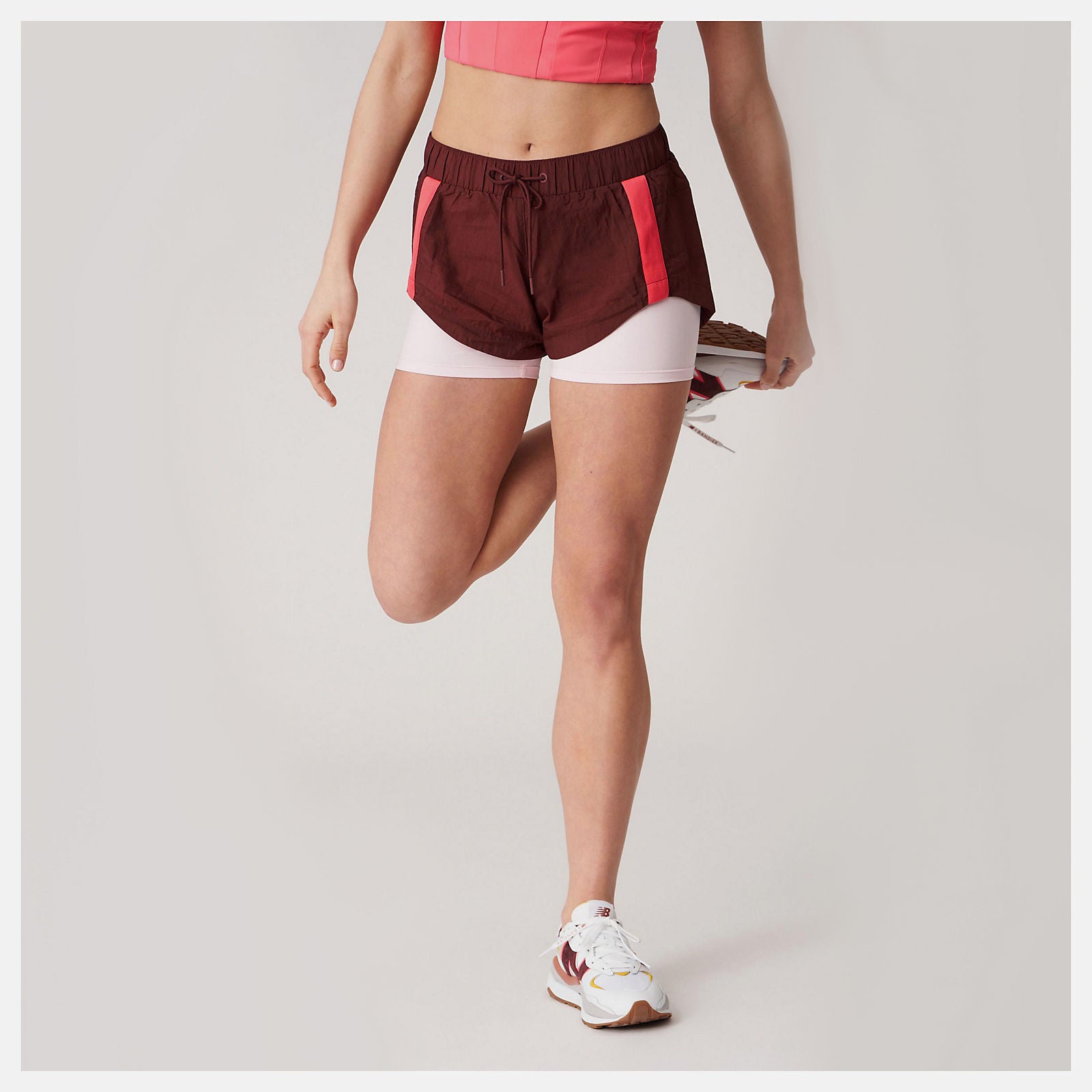 Bandier Woven tech Short | New Balance Clothing - Women