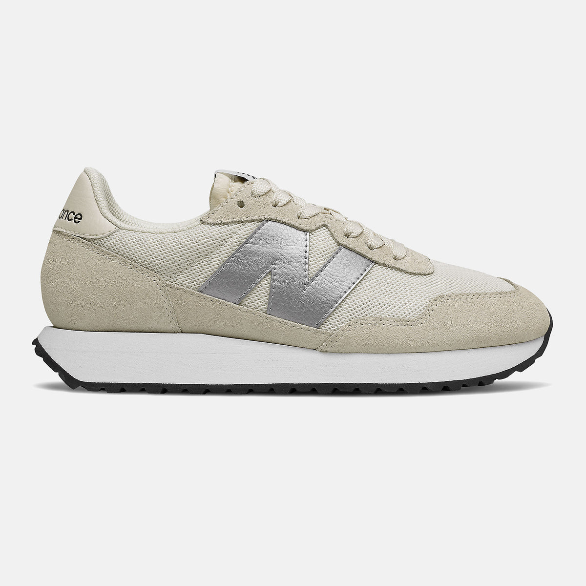 237 | New Balance Shoes - Women