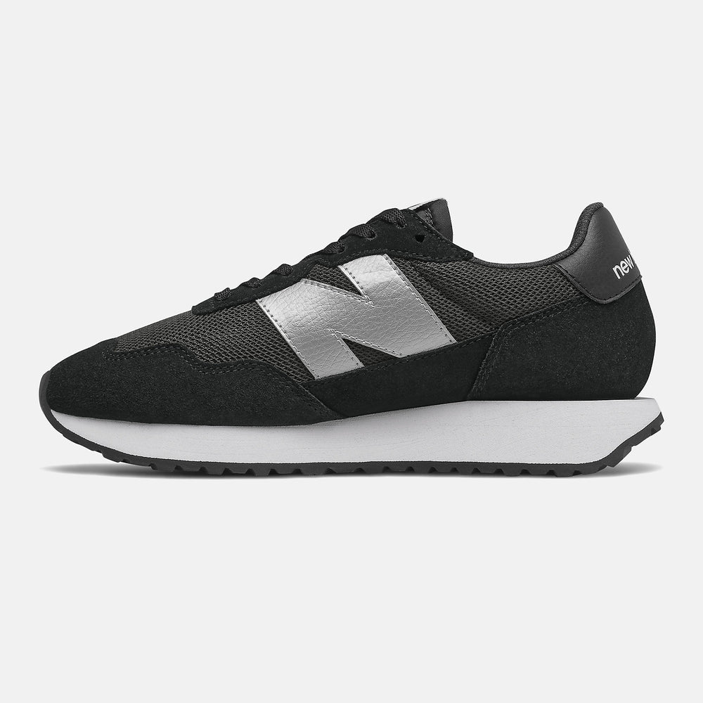 237 | New Balance Shoes - Women