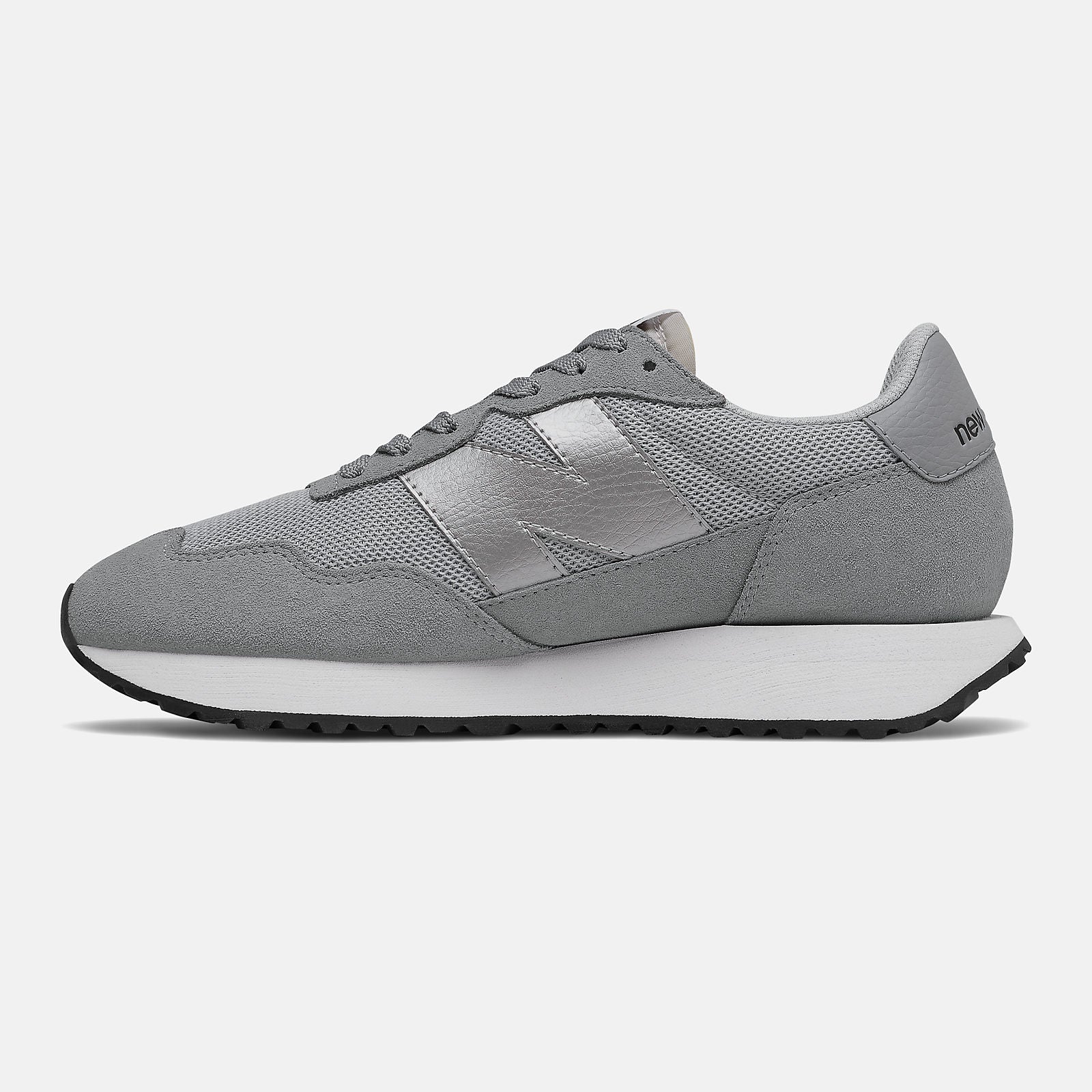 237 | New Balance Shoes - Women