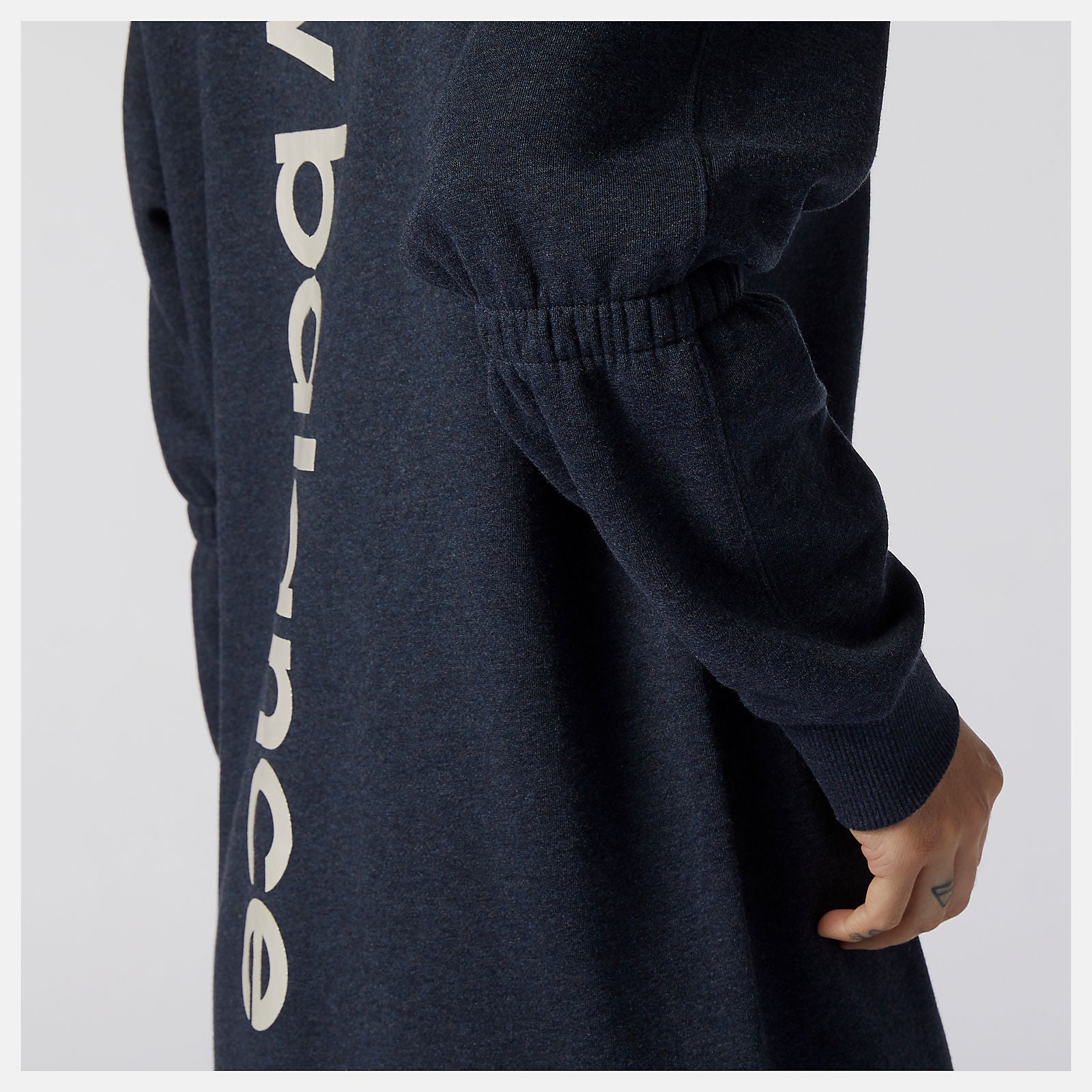 Achiever Crew Sweatshirt | New Balance Clothing - Women