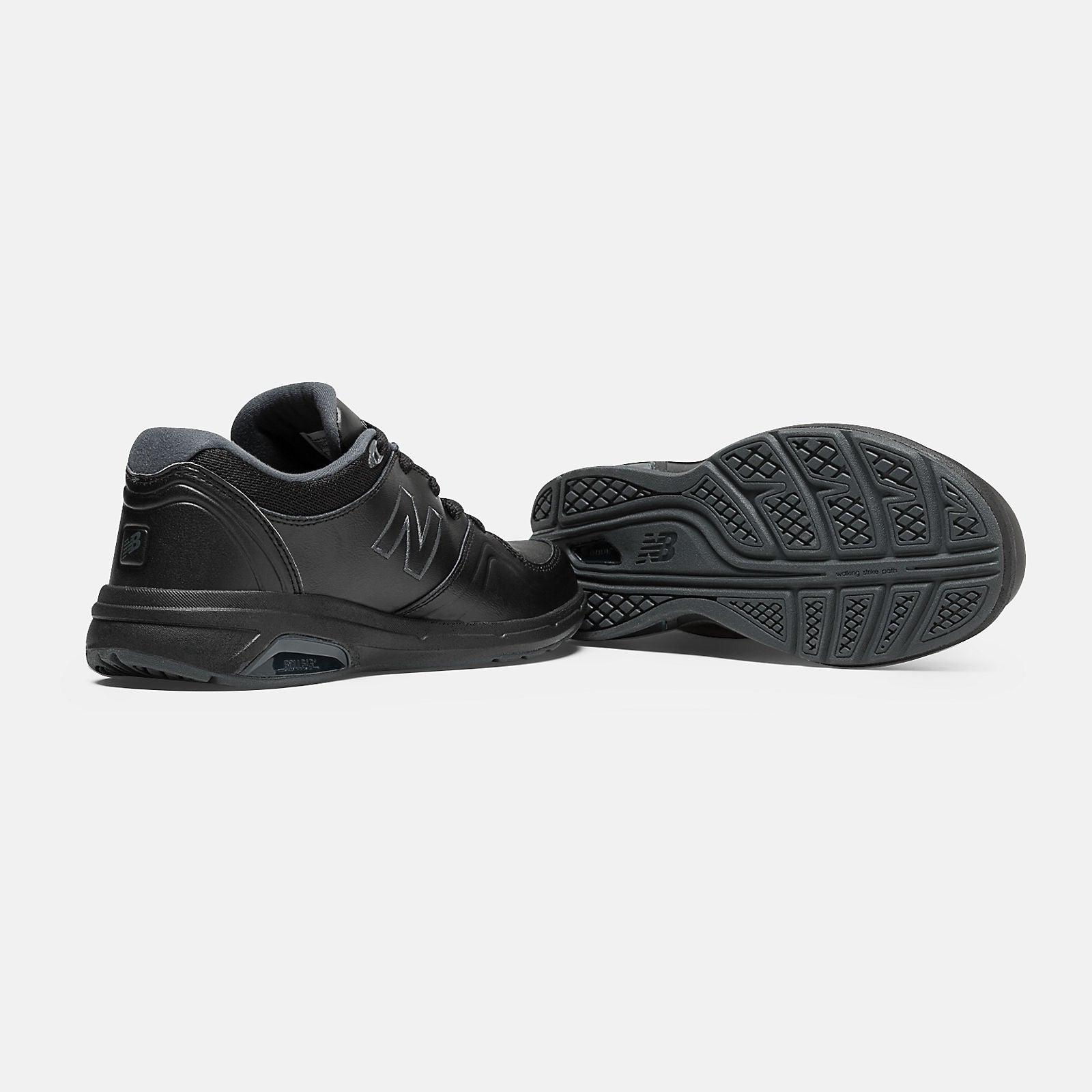 813 | New Balance Shoes - Women