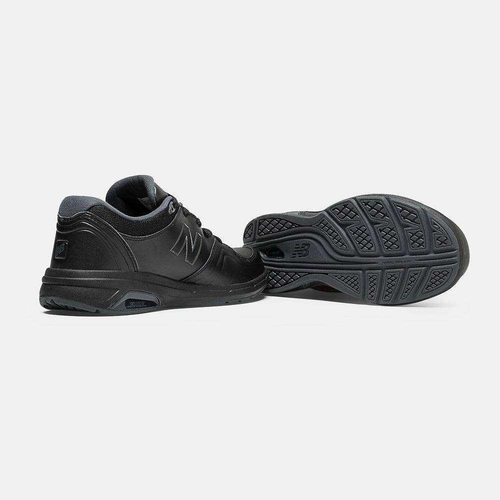 813 | New Balance Shoes - Women
